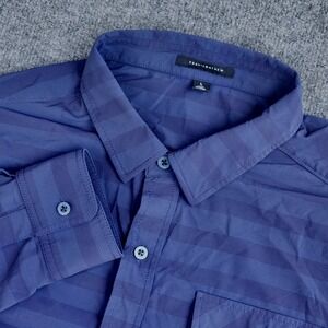 Travis Mathew Striped Button Down Shirt Performance navy Blue stretch Mens sz L‎